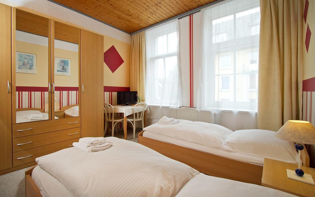 Hotel Neun 3/4 Celle Exterior photo