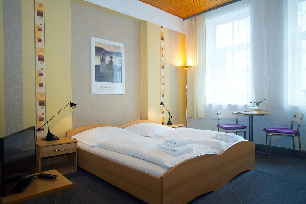 Hotel Neun 3/4 Celle Exterior photo