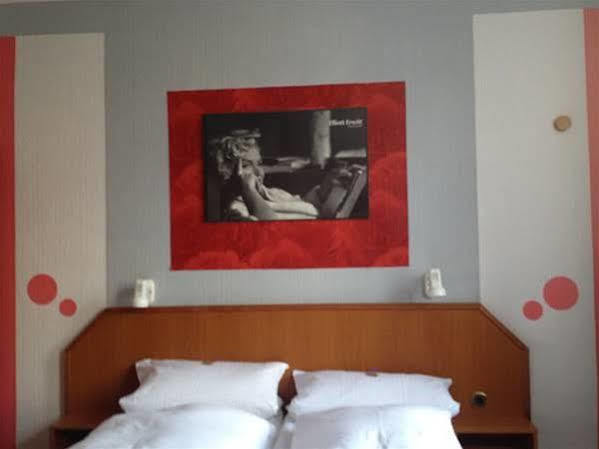 Hotel Neun 3/4 Celle Exterior photo